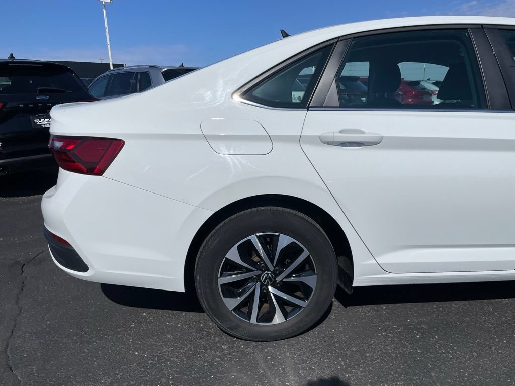 Used 2024 Volkswagen Jetta S FWD image 25
