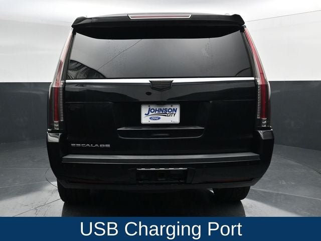Used 2020 Cadillac Escalade Luxury AWD/4WD image 8