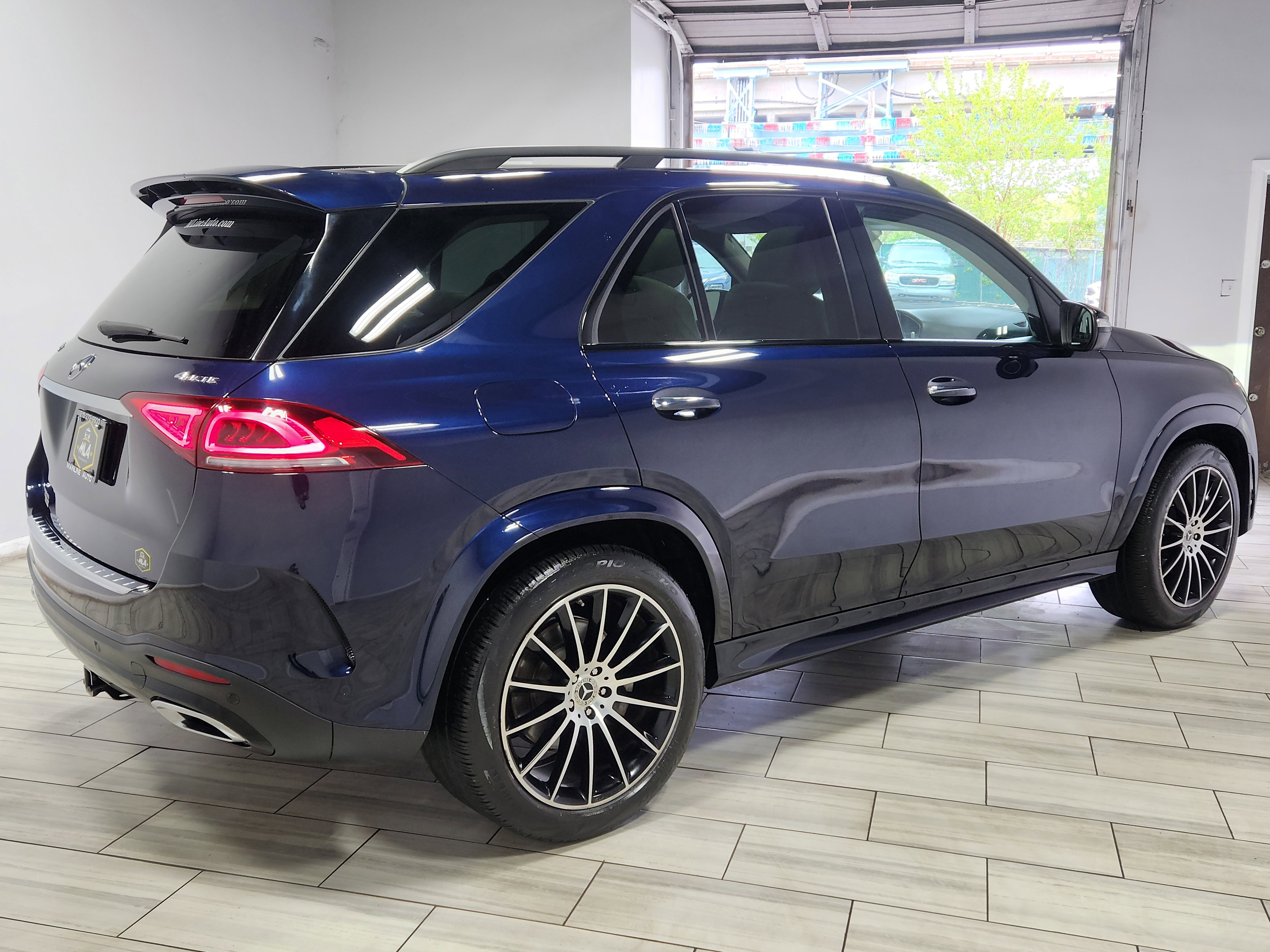 Used 2020 Mercedes-Benz GLE 350 4MATIC image 5