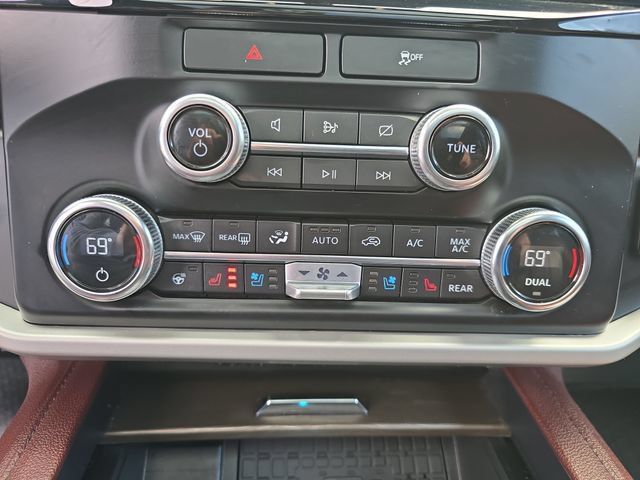 Used 2022 Ford Expedition Limited AWD/4WD image 28