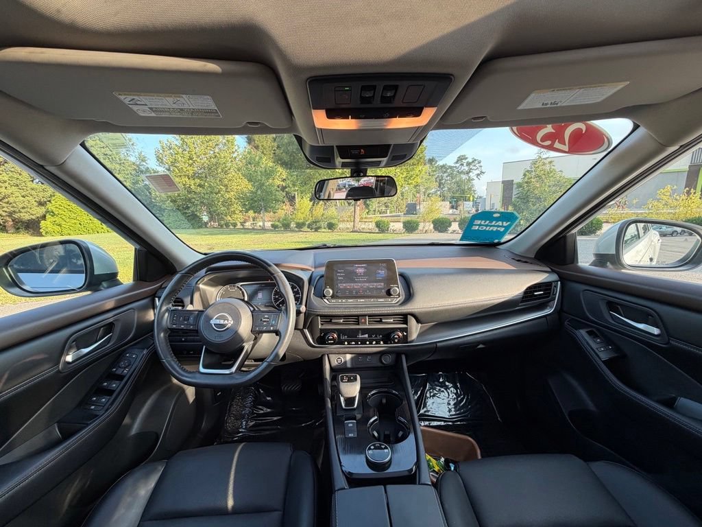 Certified 2023 Nissan Rogue SV w/ SV Premium B Package AWD/4WD image 28