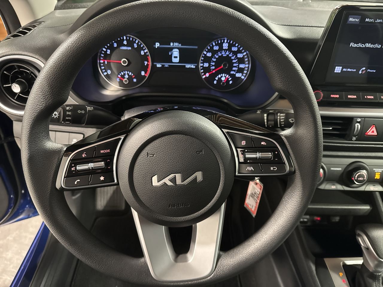 Certified 2023 Kia Forte LXS image 22