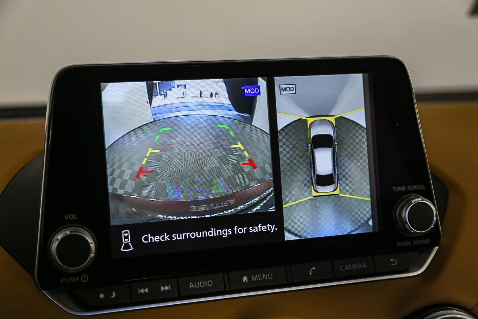 Used 2025 Nissan Sentra SV w/ SV Premium Package FWD image 24