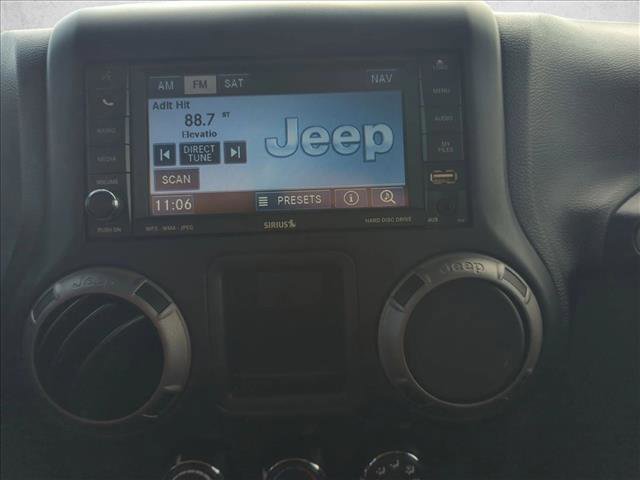 Used 2016 Jeep Wrangler Unlimited Sport w/ Connectivity Group image 11