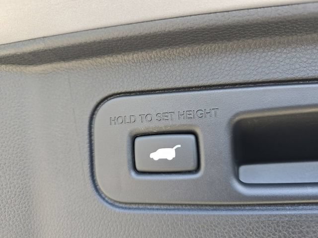 Used 2025 Honda Pilot Touring image 22