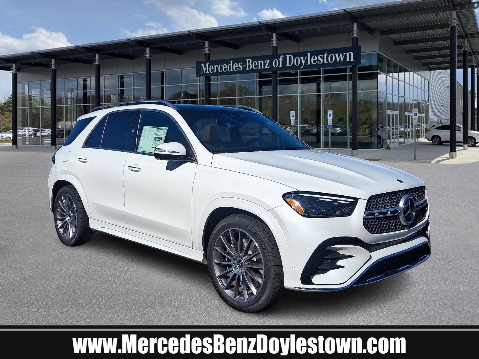 New 2026 Mercedes-Benz GLE 450 4MATIC image 1