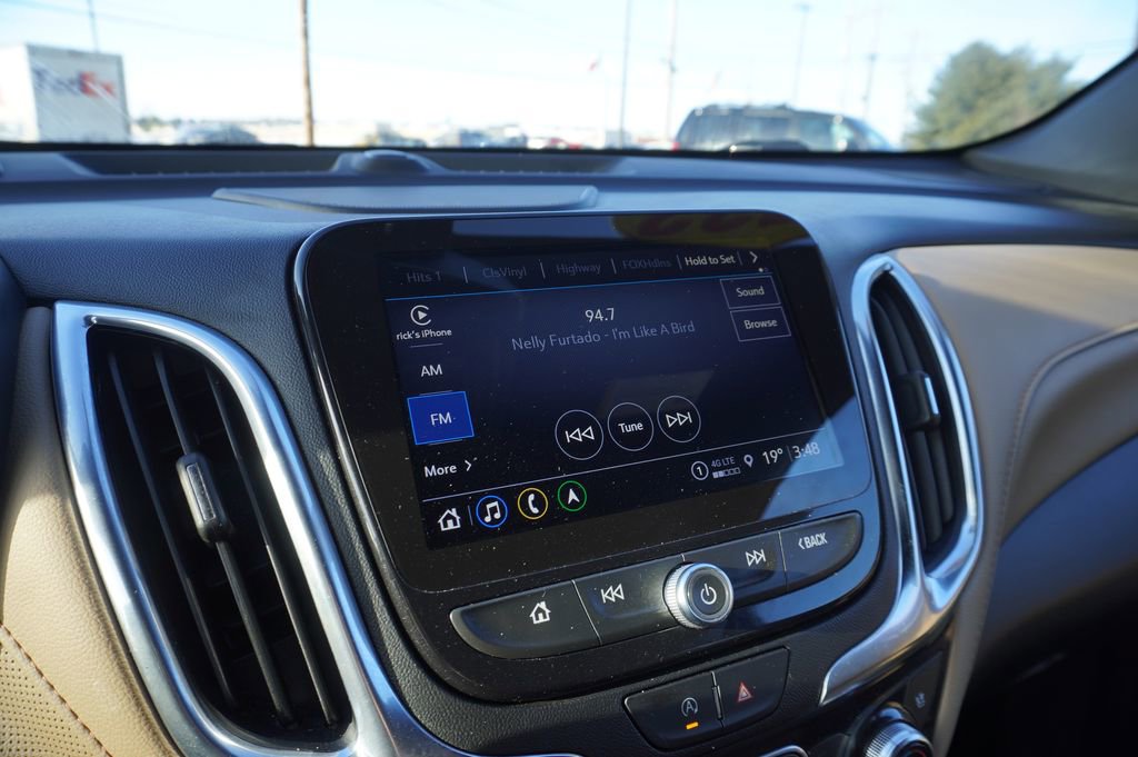 Used 2022 Chevrolet Equinox Premier image 16