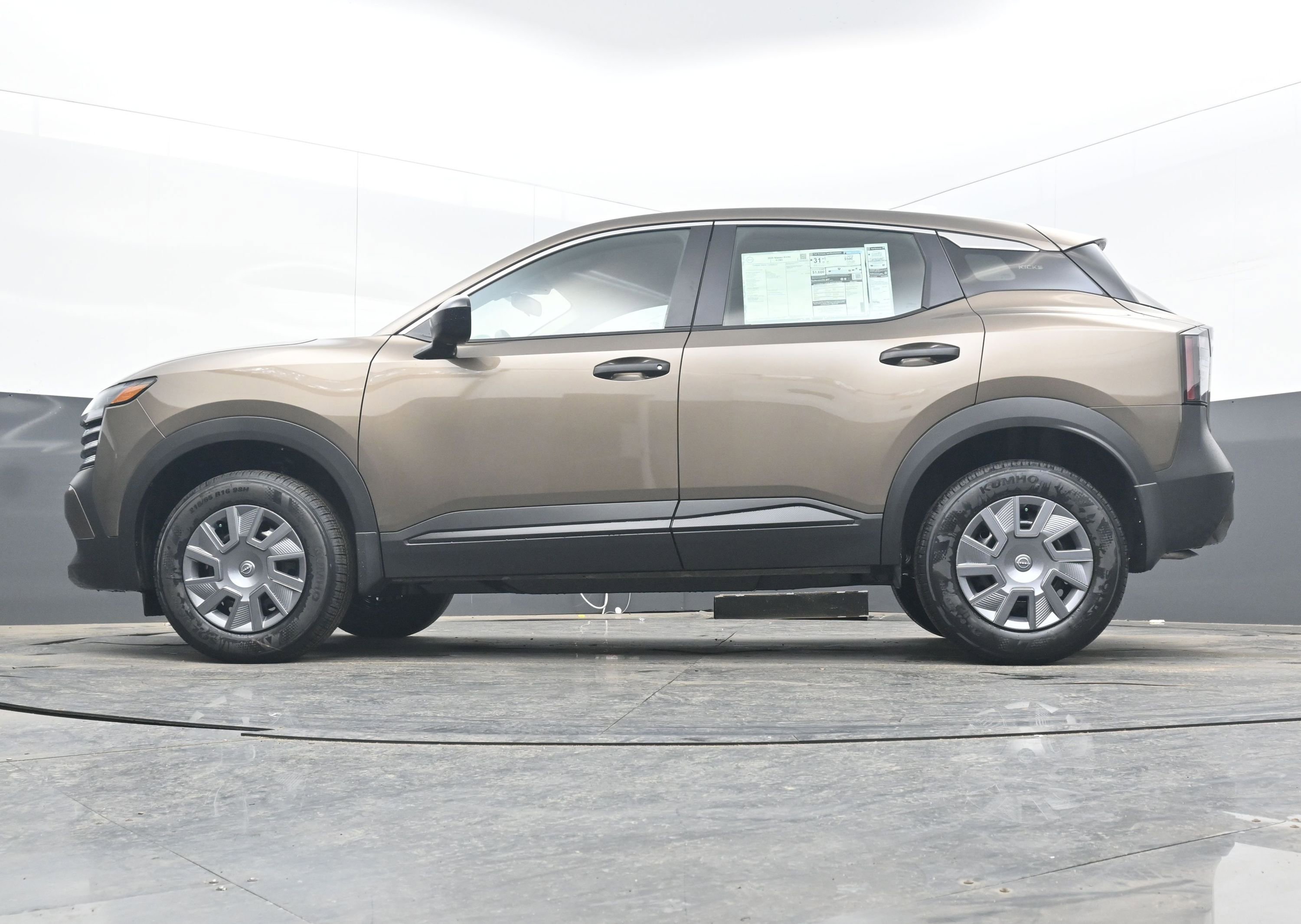 New 2026 Nissan Kicks S image 25