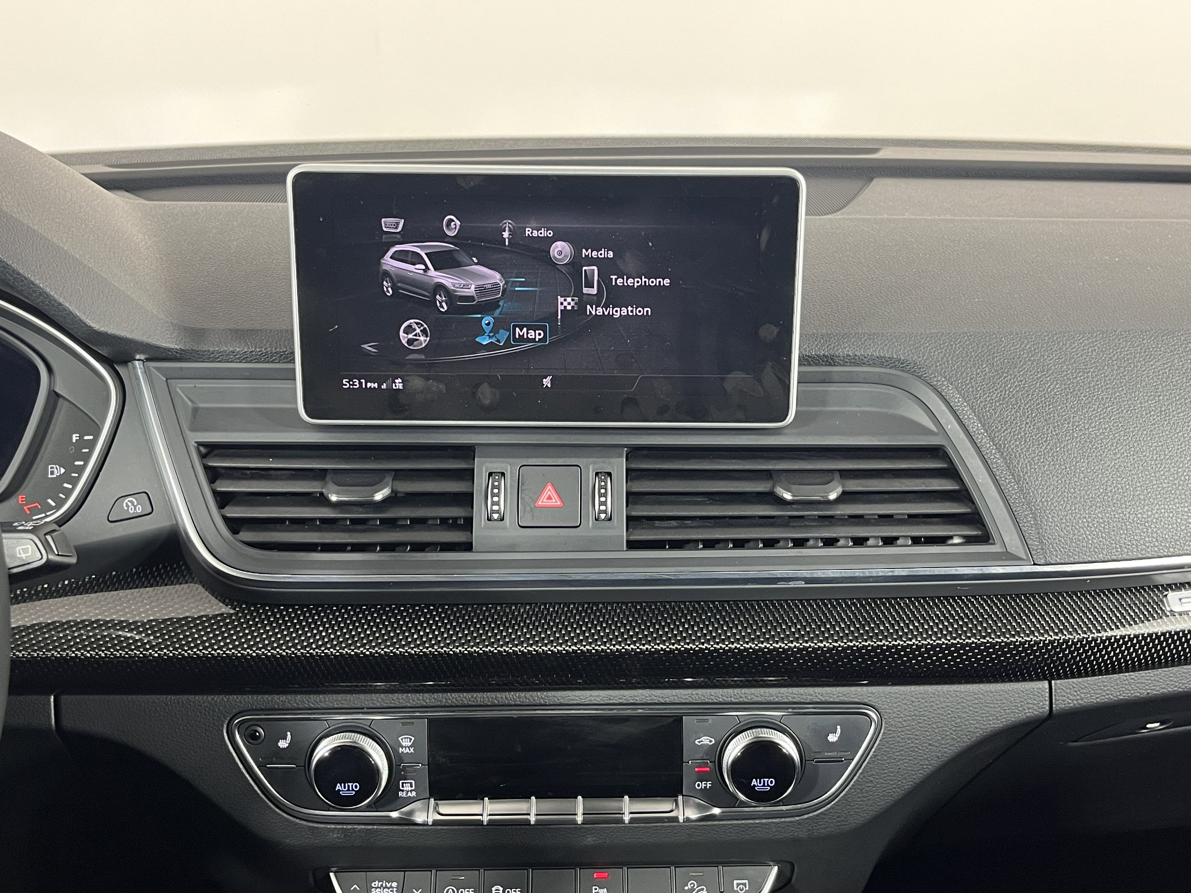 Used 2018 Audi SQ5 Premium Plus w/ Navigation Package image 15