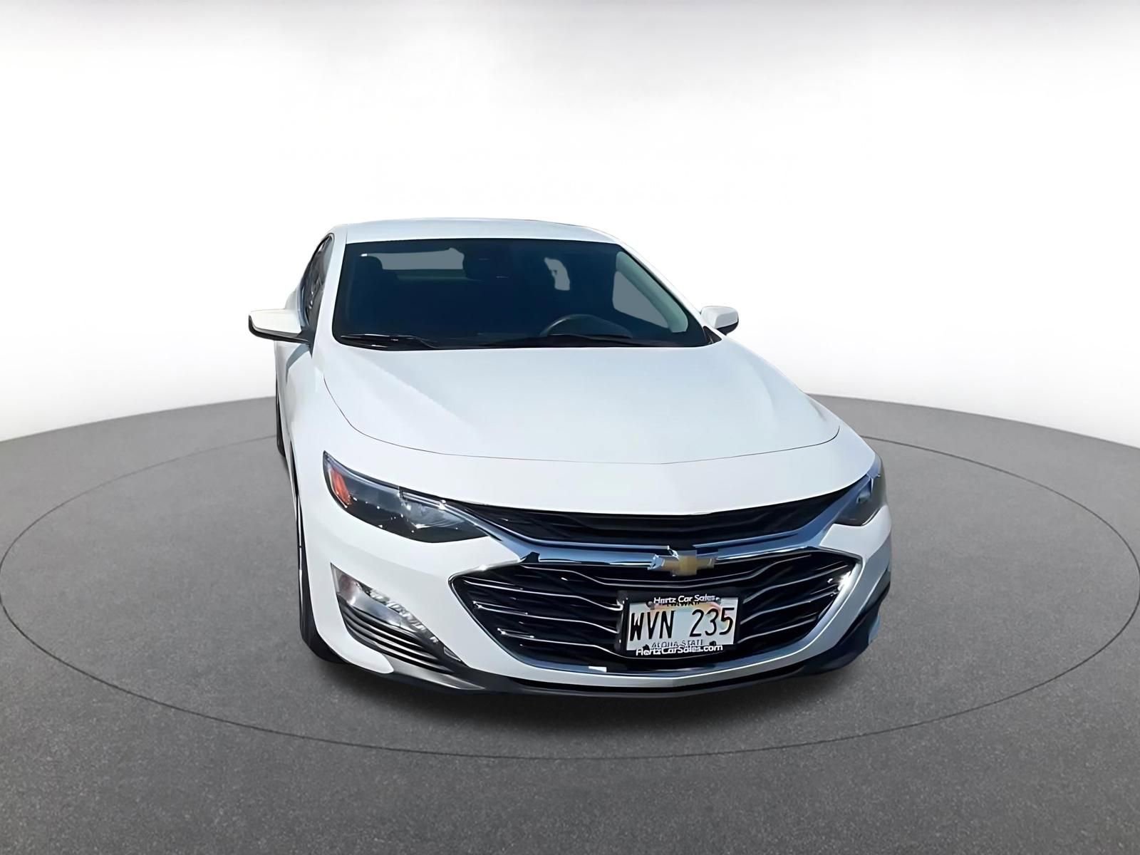 Used 2023 Chevrolet Malibu LT w/ Driver Confidence Package image 3