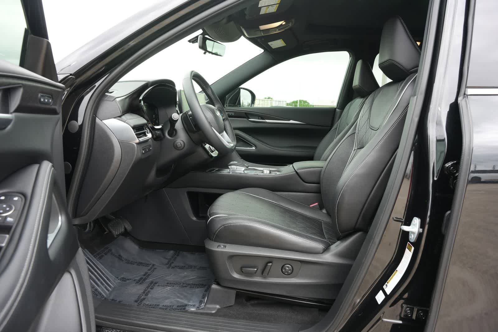 Used 2025 INFINITI QX60 Autograph w/ Cargo Package AWD/4WD image 16