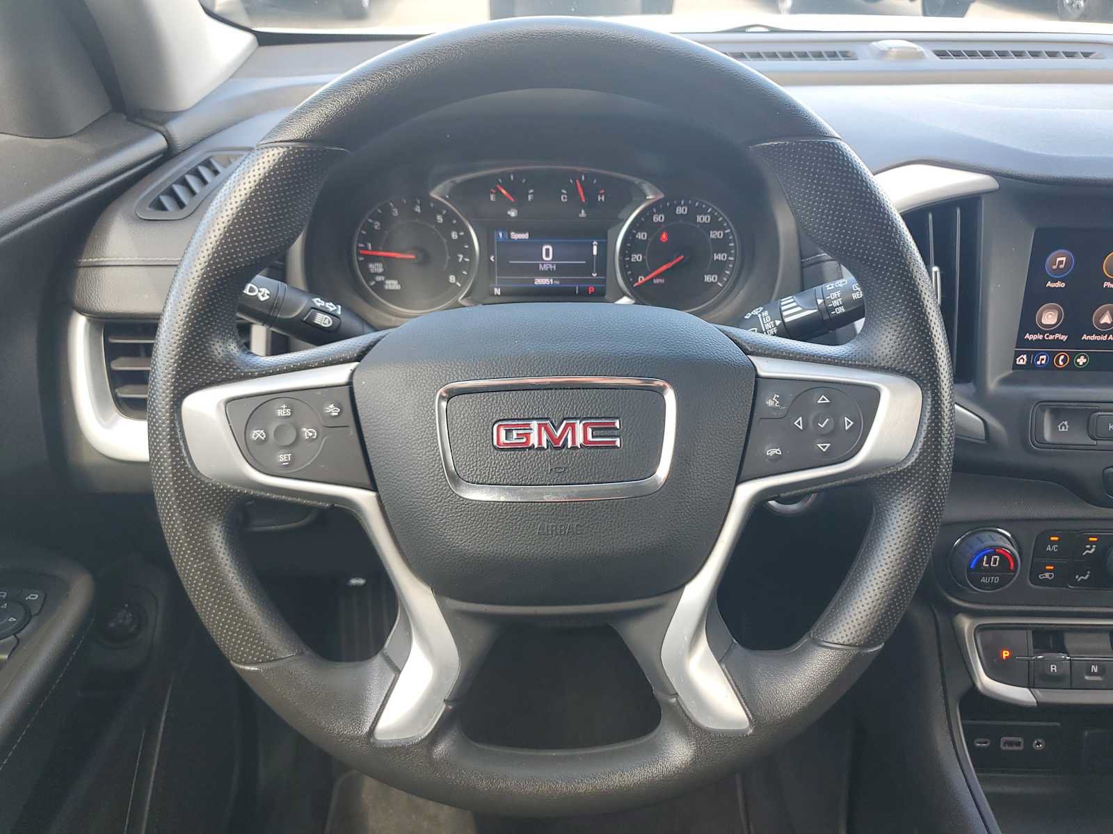 Used 2023 GMC Terrain SLE w/ Driver Convenience Package FWD image 16