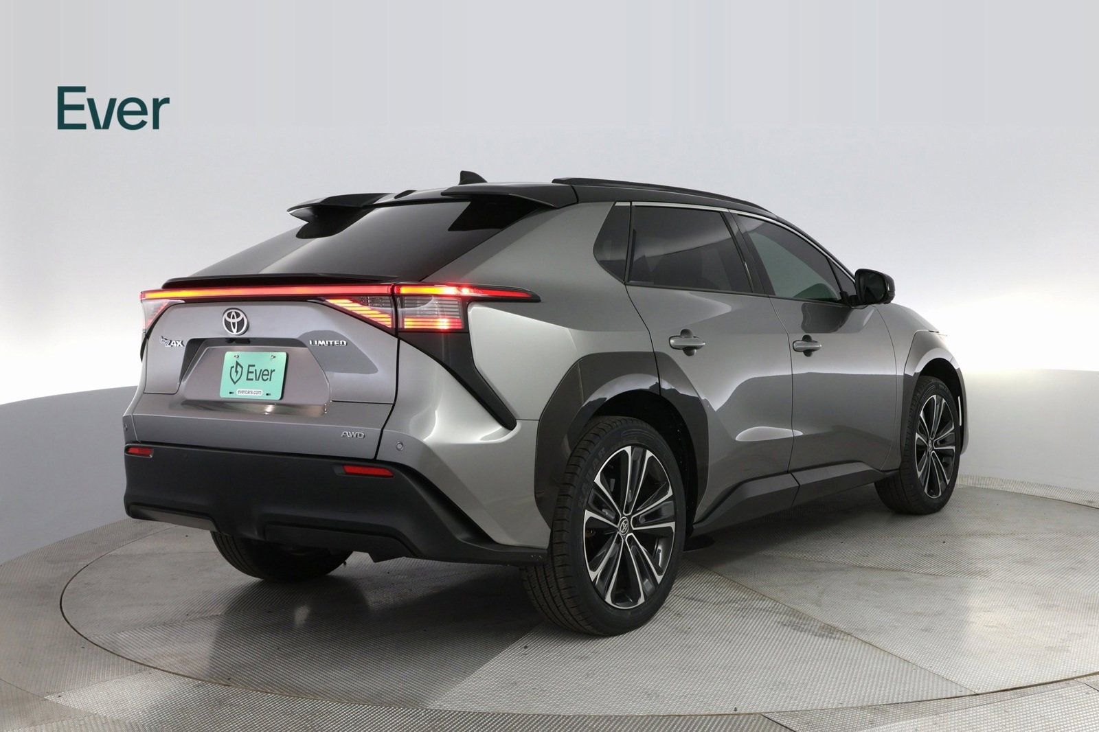 Used 2023 Toyota bZ4X Limited image 12