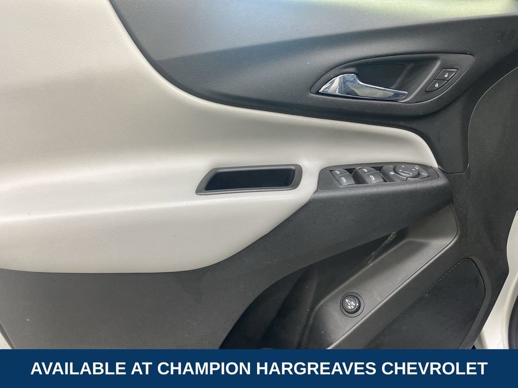 Used 2020 Chevrolet Equinox LT w/ Driver Convenience Package FWD image 30