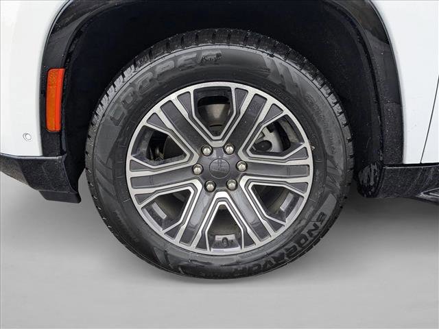 Used 2024 Jeep Wagoneer L Series II w/ Flexible Seating Group image 25