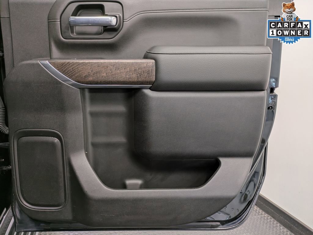 Used 2023 GMC Sierra 2500 Denali w/ Denali Black Diamond Edition image 26