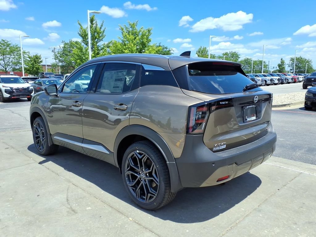 New 2026 Nissan Kicks SR w/ SR Premium Package AWD/4WD image 6