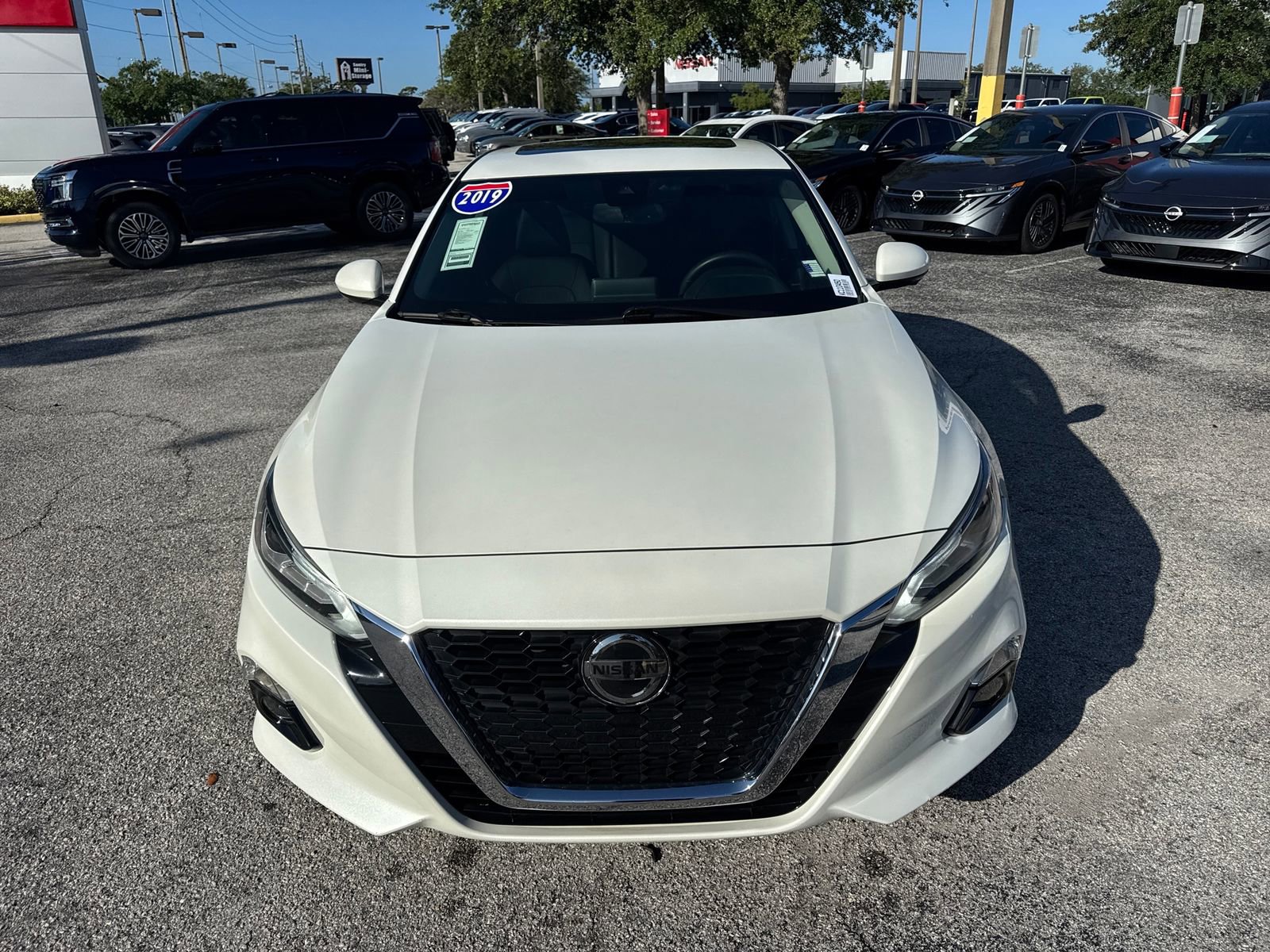 Used 2019 Nissan Altima 2.5 Platinum FWD image 4