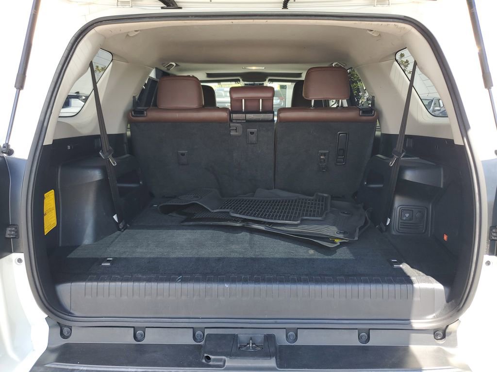 Used 2016 Toyota 4Runner Limited AWD/4WD image 8