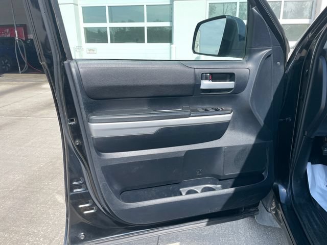 Used 2019 Toyota Tundra SR5 w/ SR5 Upgrade Package AWD/4WD image 20