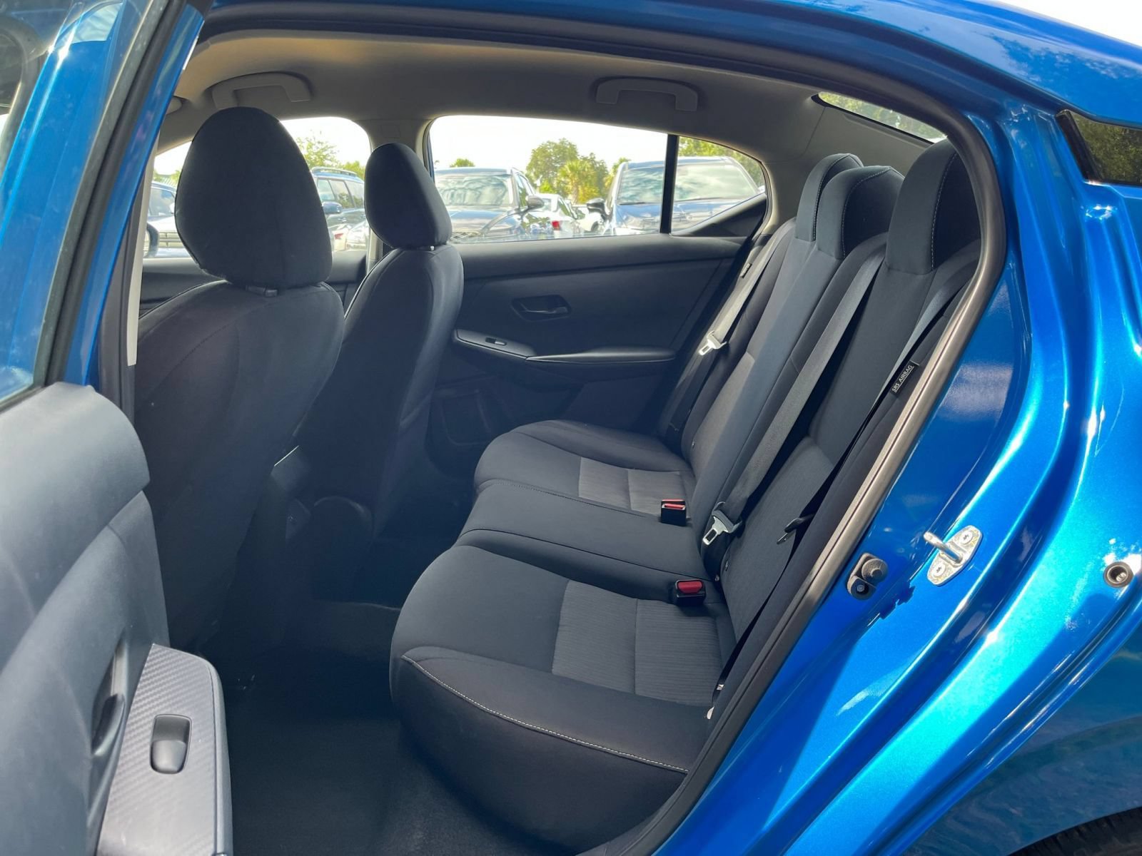 Used 2025 Nissan Sentra SV FWD image 25