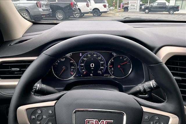 Used 2023 GMC Acadia Denali w/ Denali Ultimate Package AWD/4WD image 13