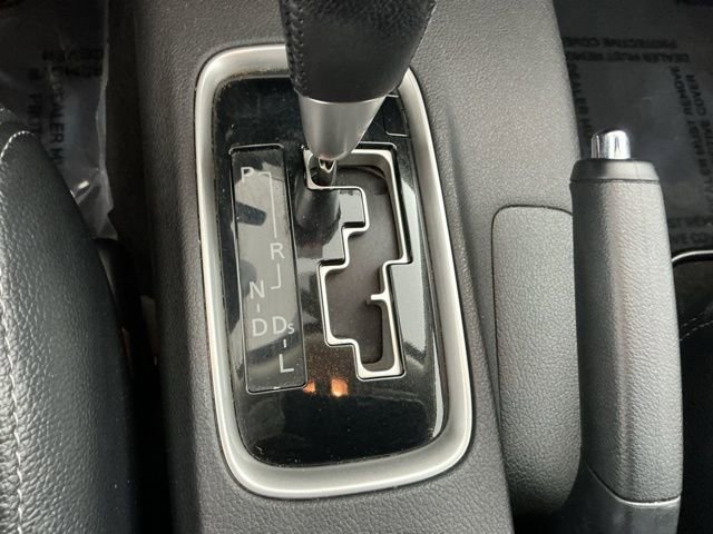 Used 2015 Mitsubishi Outlander SE AWD/4WD image 27