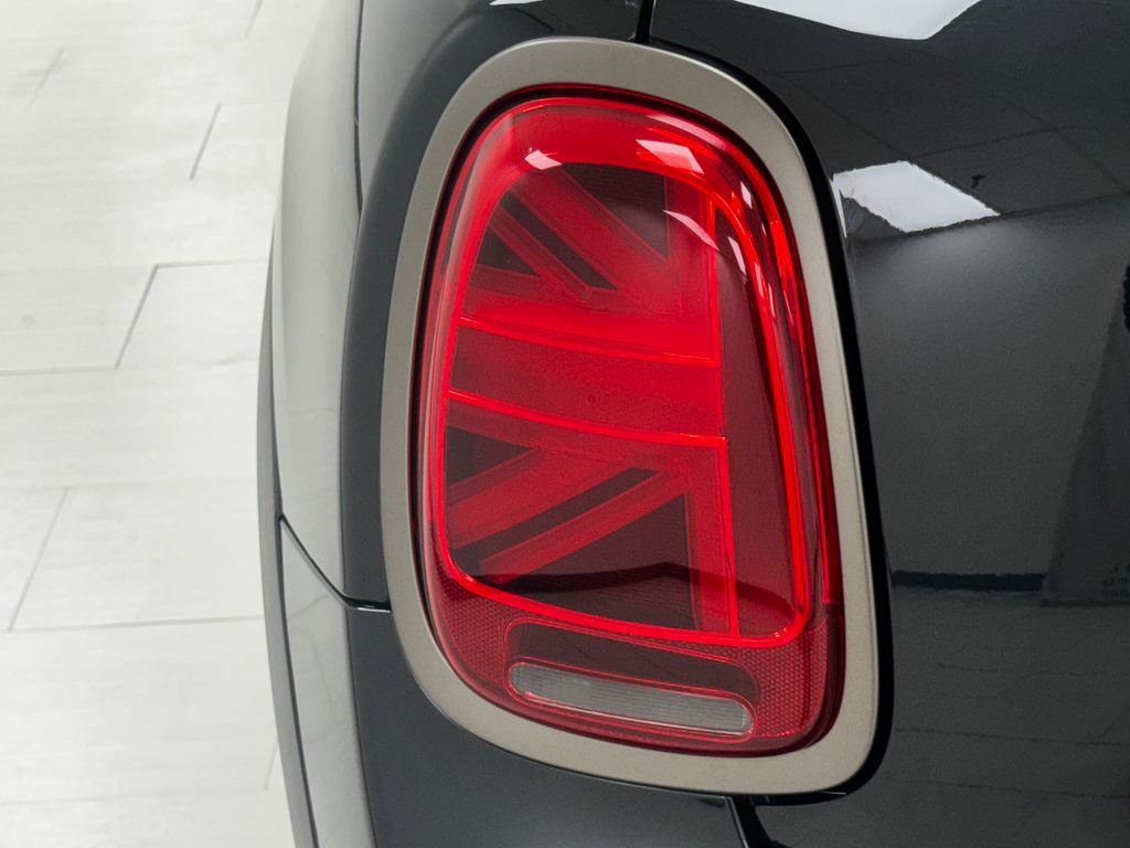 Used 2023 MINI Cooper S w/ MINI Resolute Edition image 33