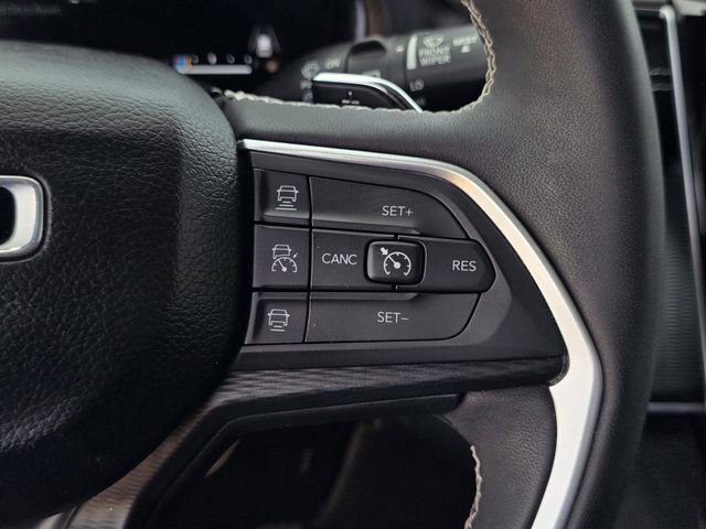 Used 2023 Jeep Grand Cherokee L Laredo image 19