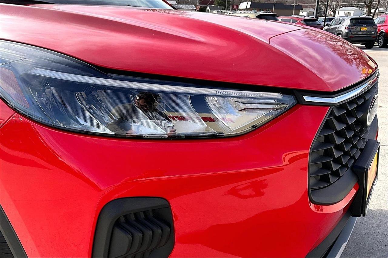 Used 2024 Ford Escape Active image 29