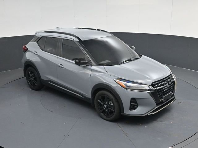 Used 2023 Nissan Kicks SR w/ SR Premium Package image 38