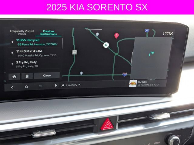 Used 2025 Kia Sorento SX image 23