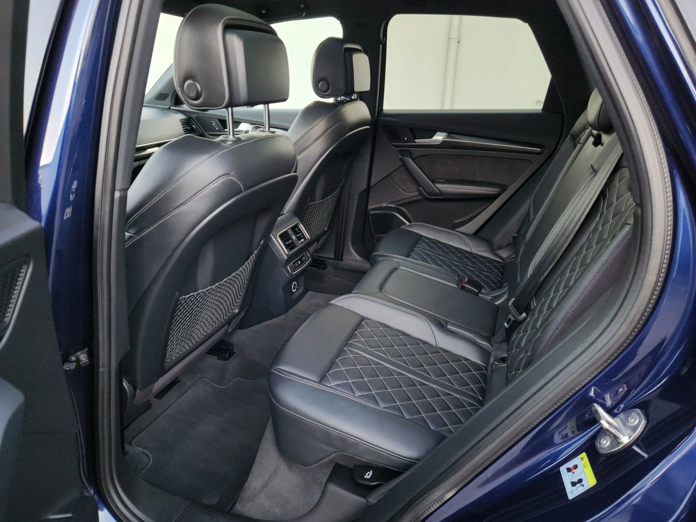 Used 2018 Audi SQ5 Premium Plus w/ Navigation Package AWD/4WD image 16