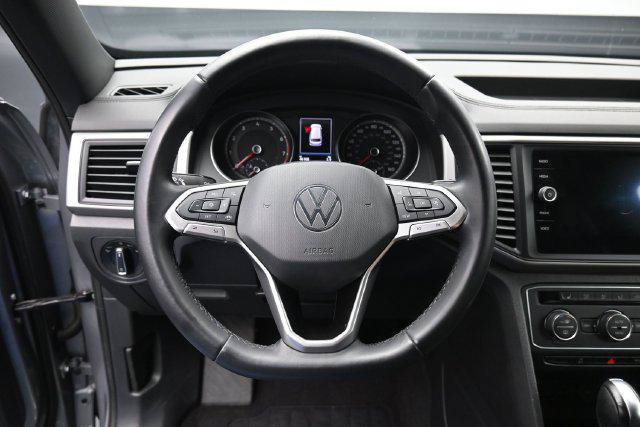 Used 2020 Volkswagen Atlas Cross Sport SE AWD/4WD image 16