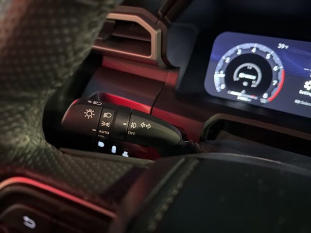 Used 2024 Toyota Tacoma TRD Sport image 41