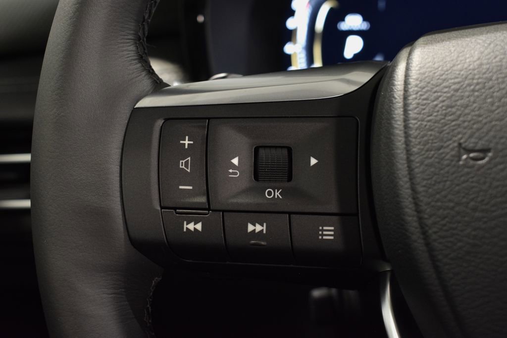 New 2026 INFINITI QX60 Luxe w/ Family Package image 20