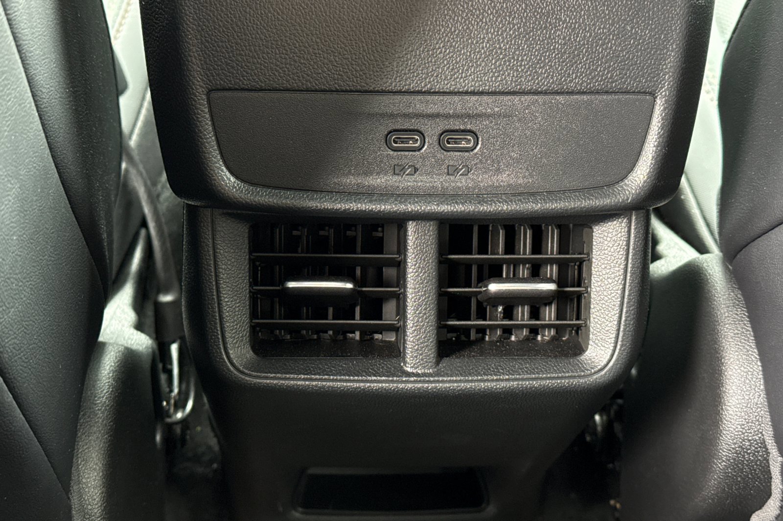 Used 2026 GMC Terrain AT4 w/ Technology Package II image 16