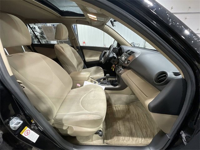 Used 2012 Toyota RAV4 4WD image 28
