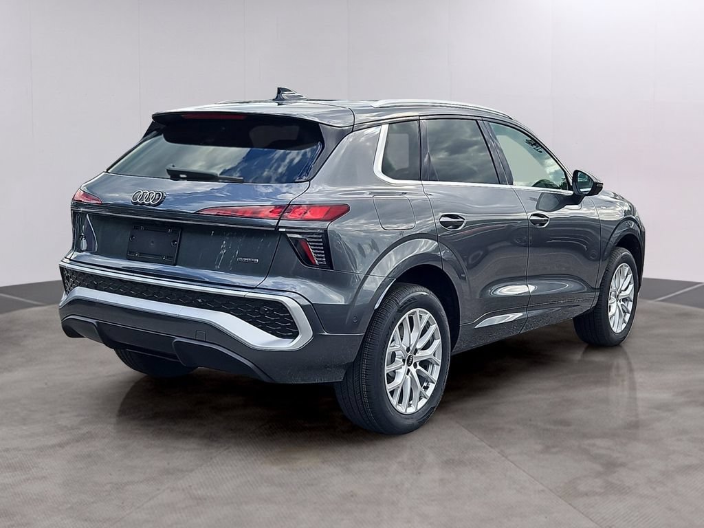 New 2026 Audi Q3 quattro 2.0T AWD/4WD image 3