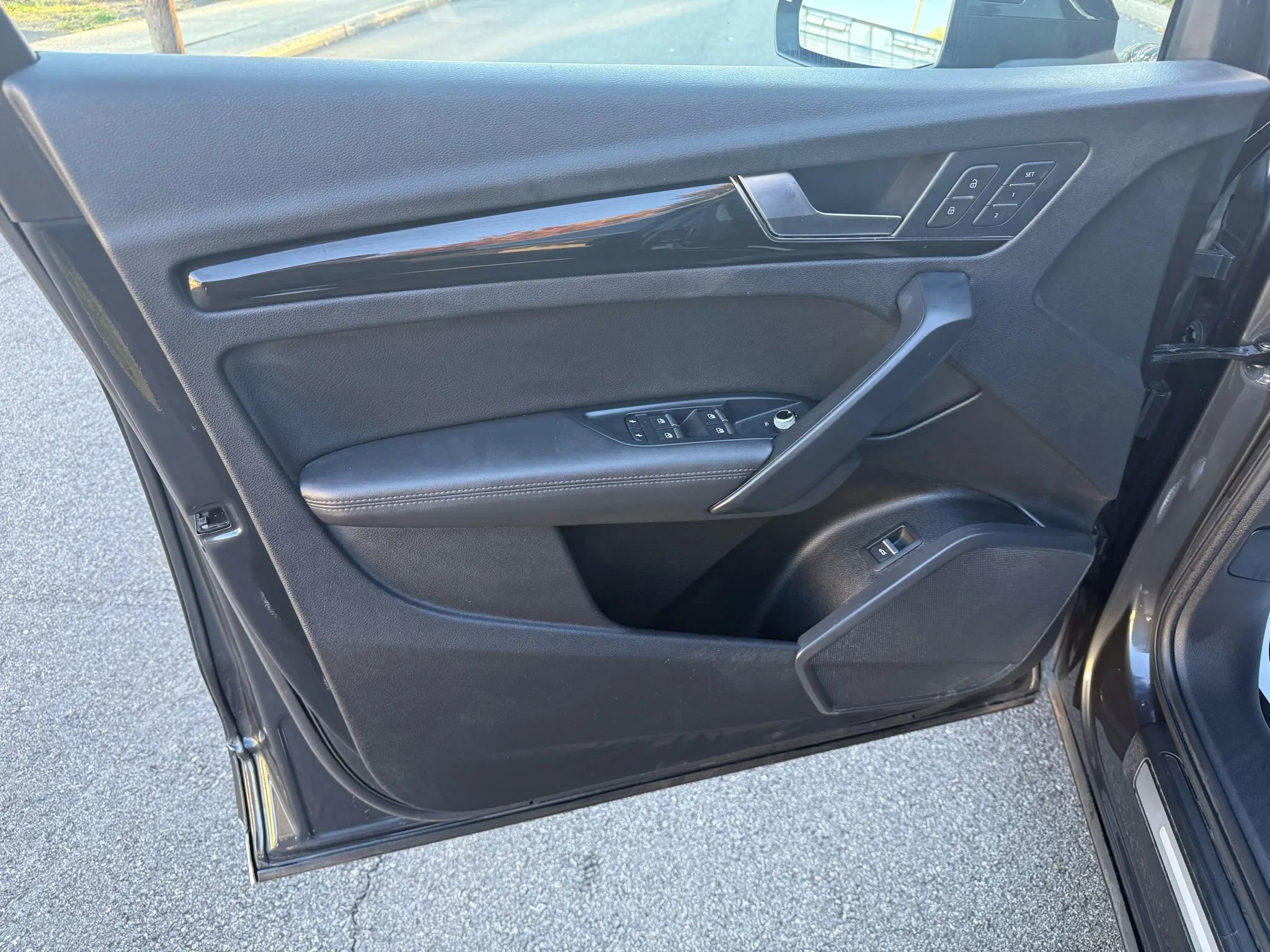 Used 2019 Audi Q5 2.0T Premium Plus image 28