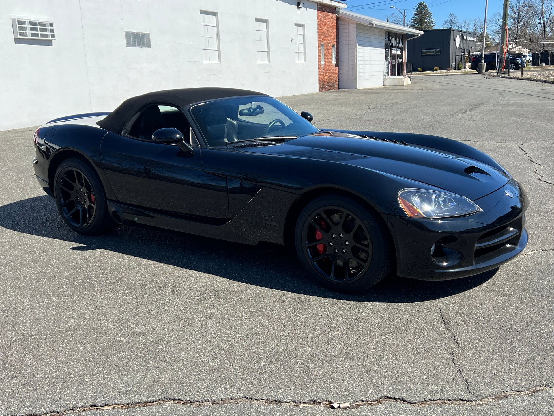 Used 2004 Dodge Viper SRT-10 RWD image 5