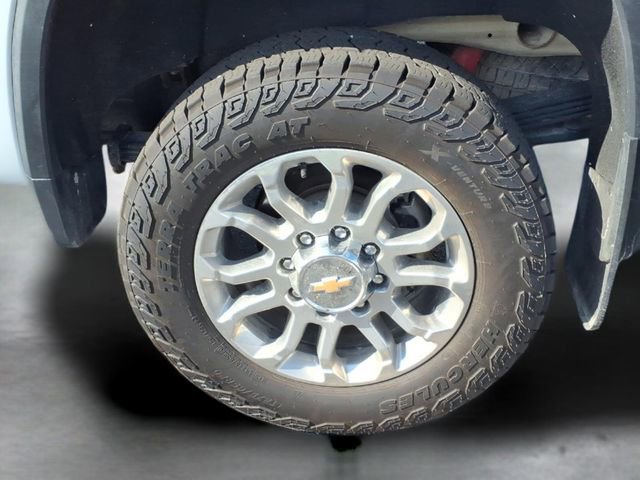 Used 2025 Chevrolet Silverado 2500 LTZ w/ LTZ Premium Package AWD/4WD image 29