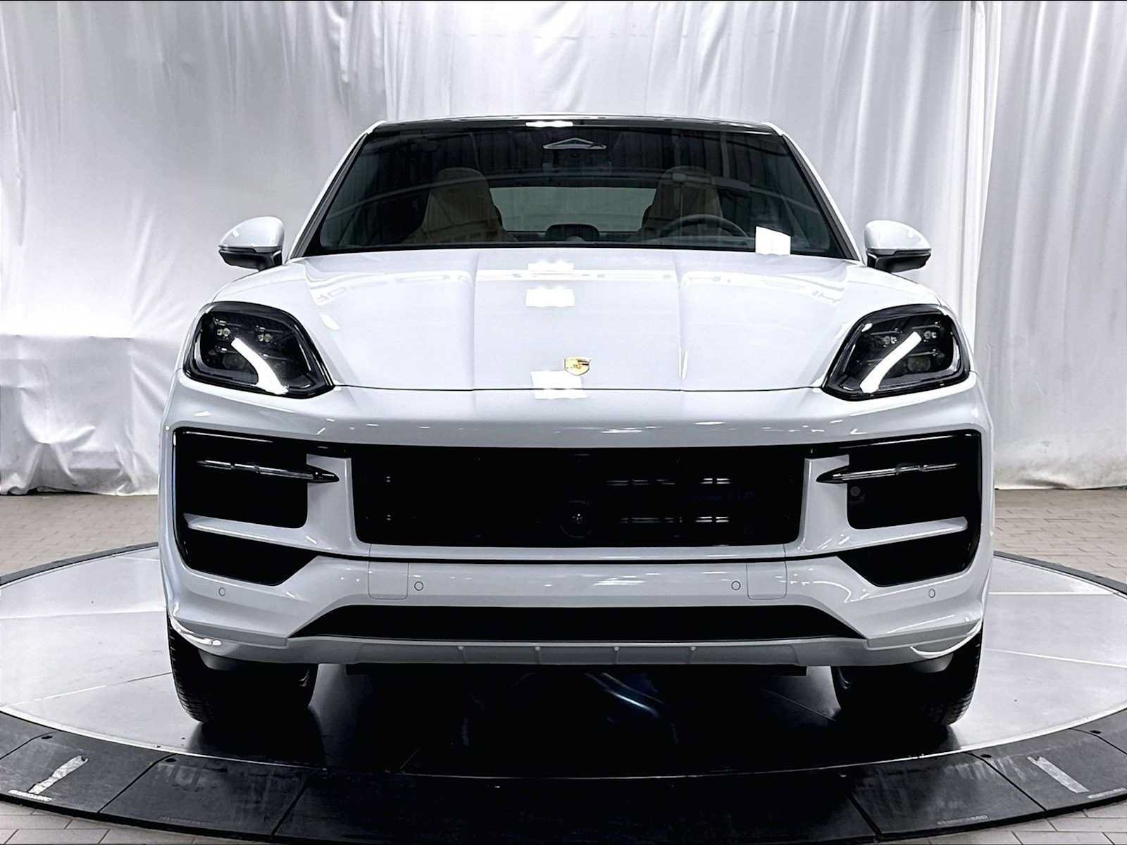 New 2026 Porsche Cayenne S AWD/4WD image 10