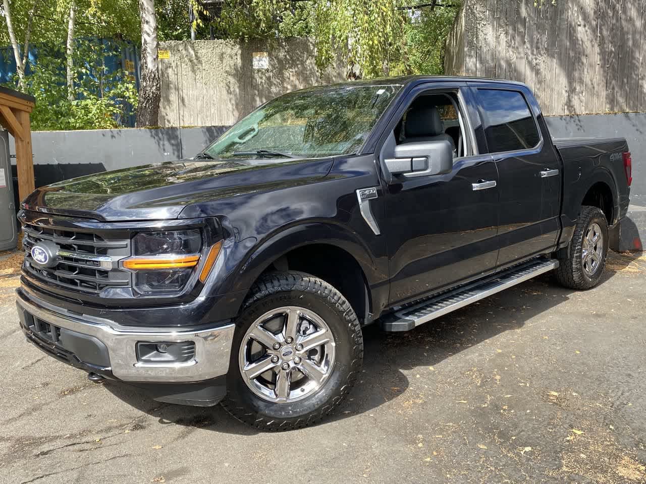 Used 2025 Ford F150 XLT AWD/4WD image 1