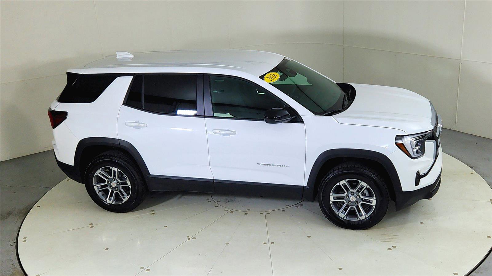 Used 2026 GMC Terrain Elevation image 23