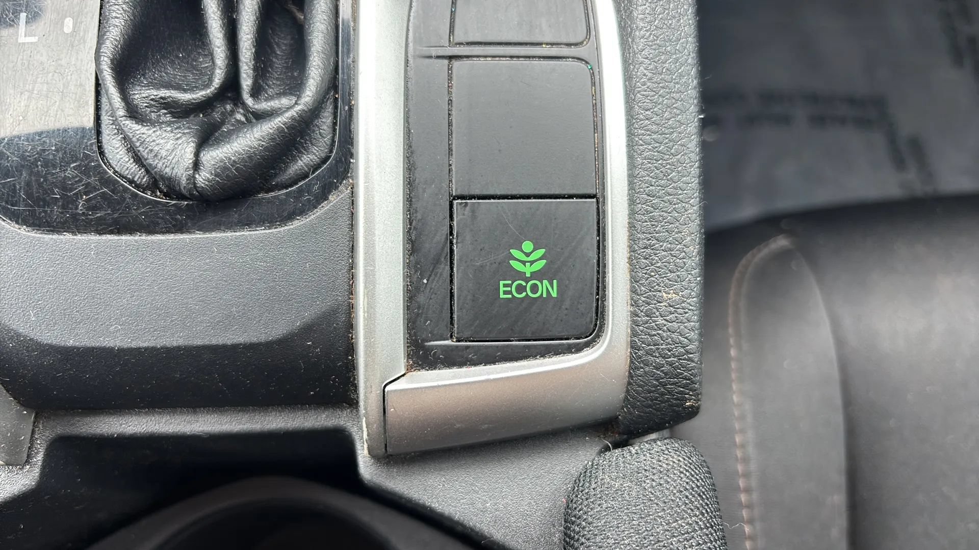 Used 2019 Honda Civic LX image 24