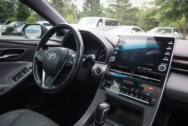 Used 2020 Toyota Avalon XLE w/ Moonroof Package FWD image 46