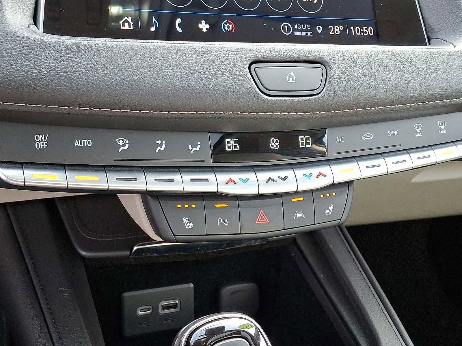 Used 2023 Cadillac XT4 Luxury w/ Cold Weather Package image 16