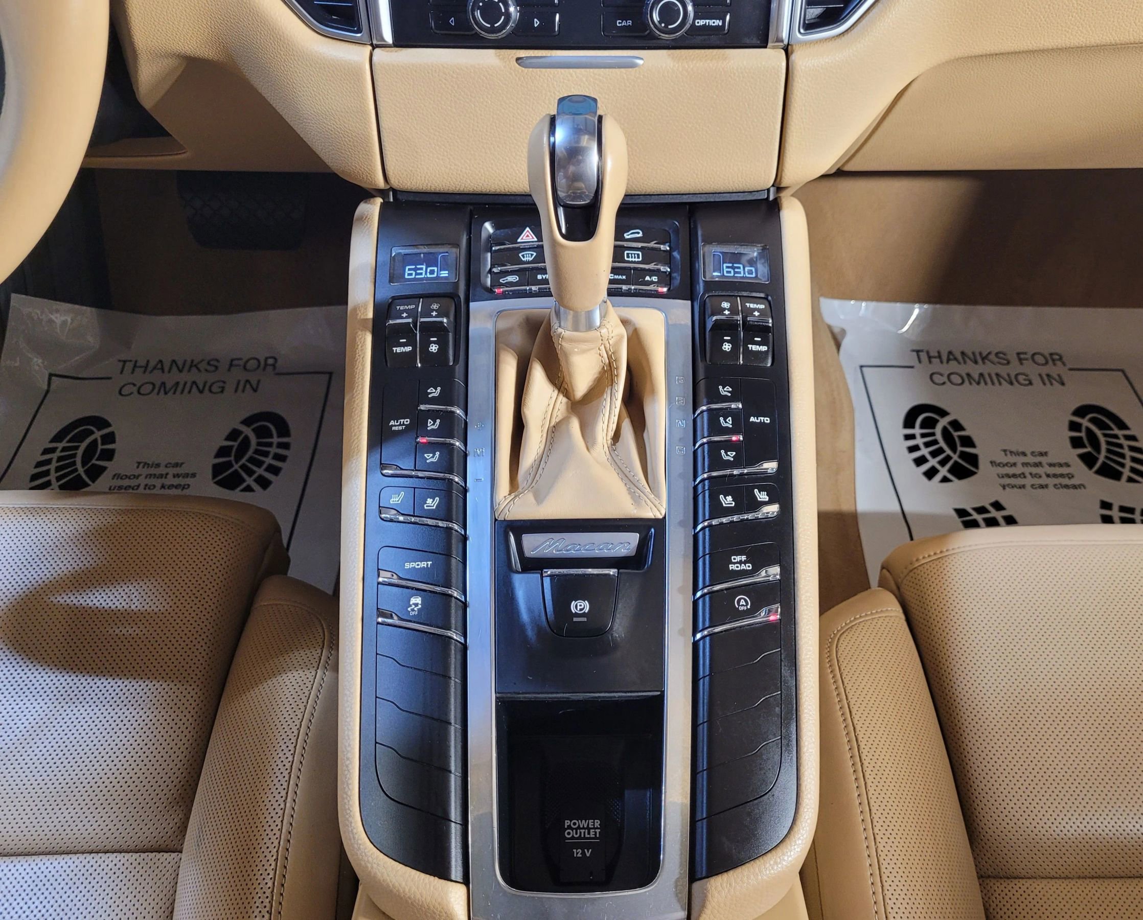 Used 2015 Porsche Macan S AWD/4WD image 32