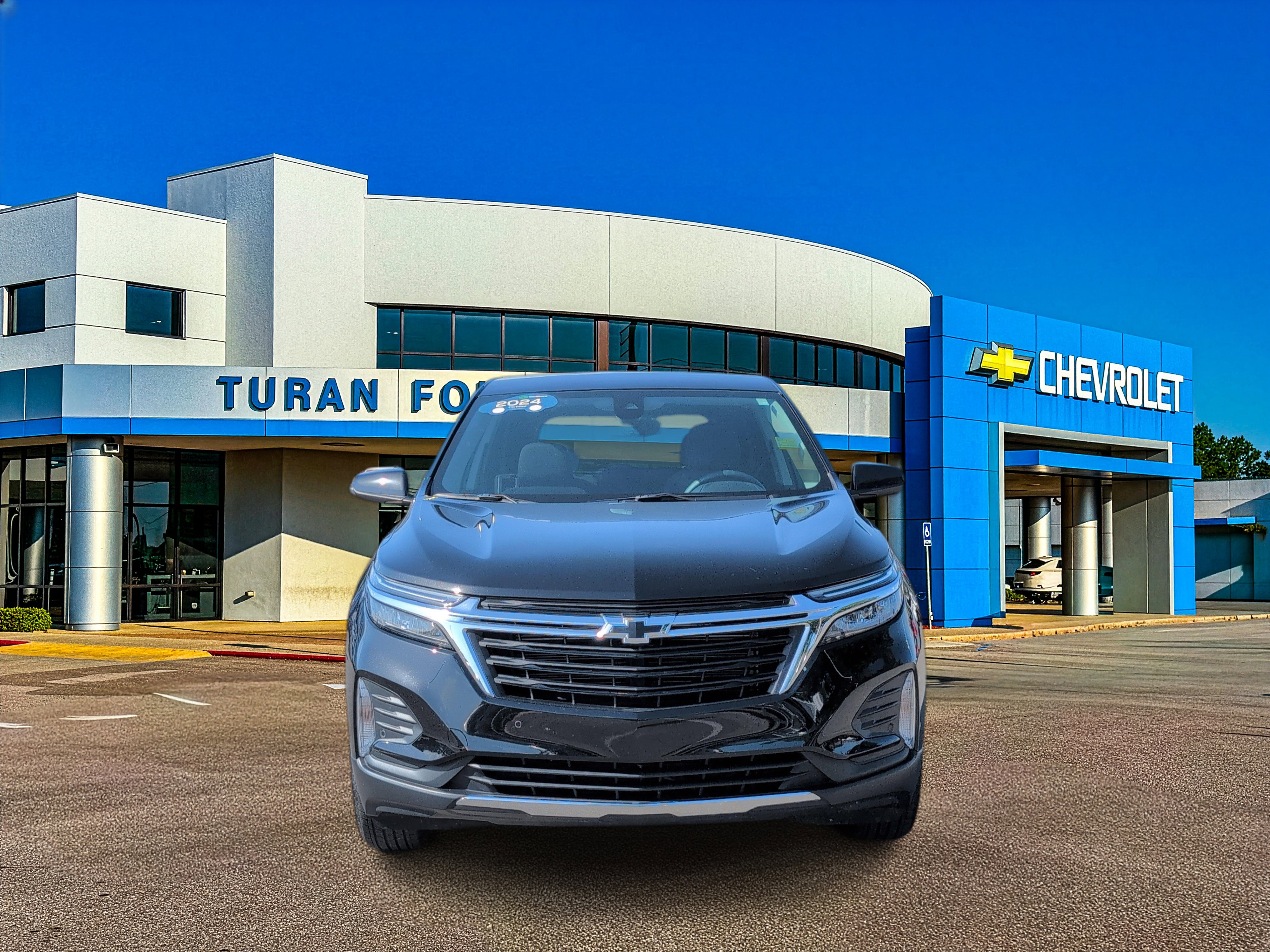 Certified 2024 Chevrolet Equinox LT w/ LPO, Floor Liner Package FWD image 9